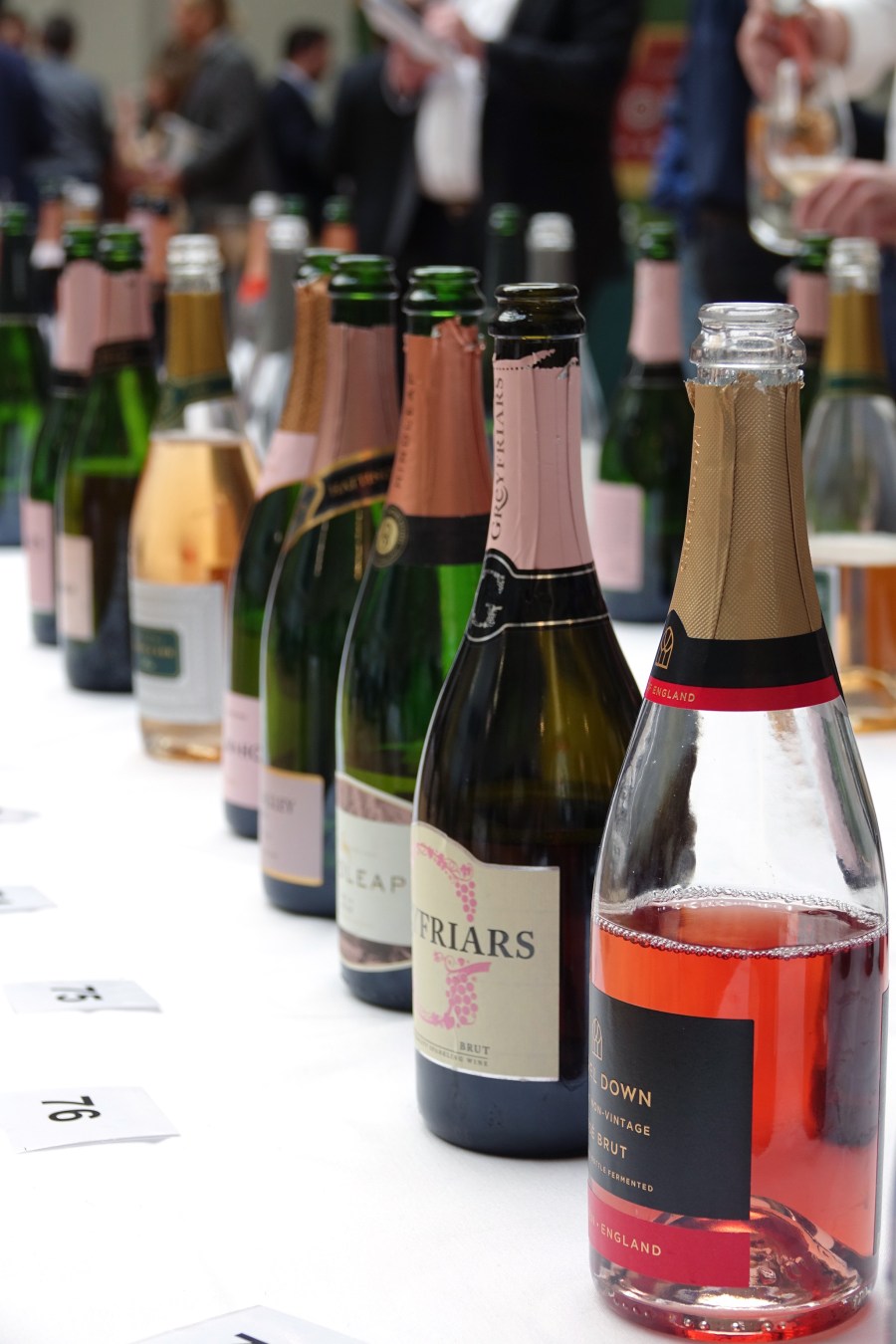 Line of wine bottle on table