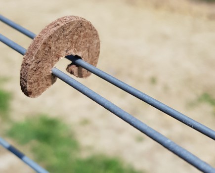 Foliage Clips – Securing Your Canopy